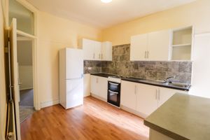 Kitchen- click for photo gallery